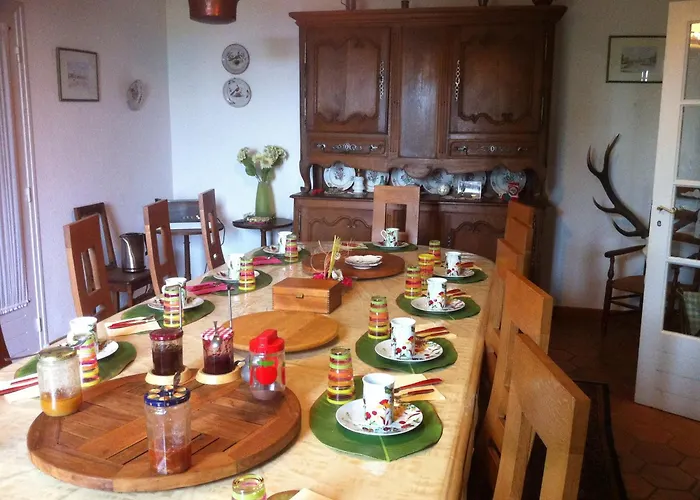 Ferme Du Montheu Couette-café 3*